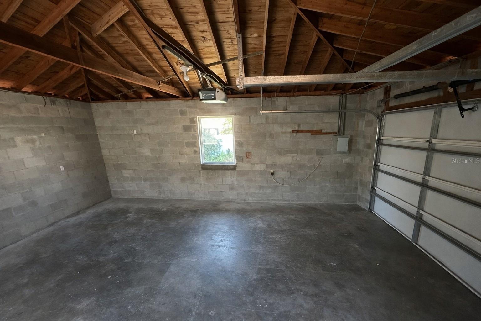 Image 18 of 18 For 2812 Munro Street