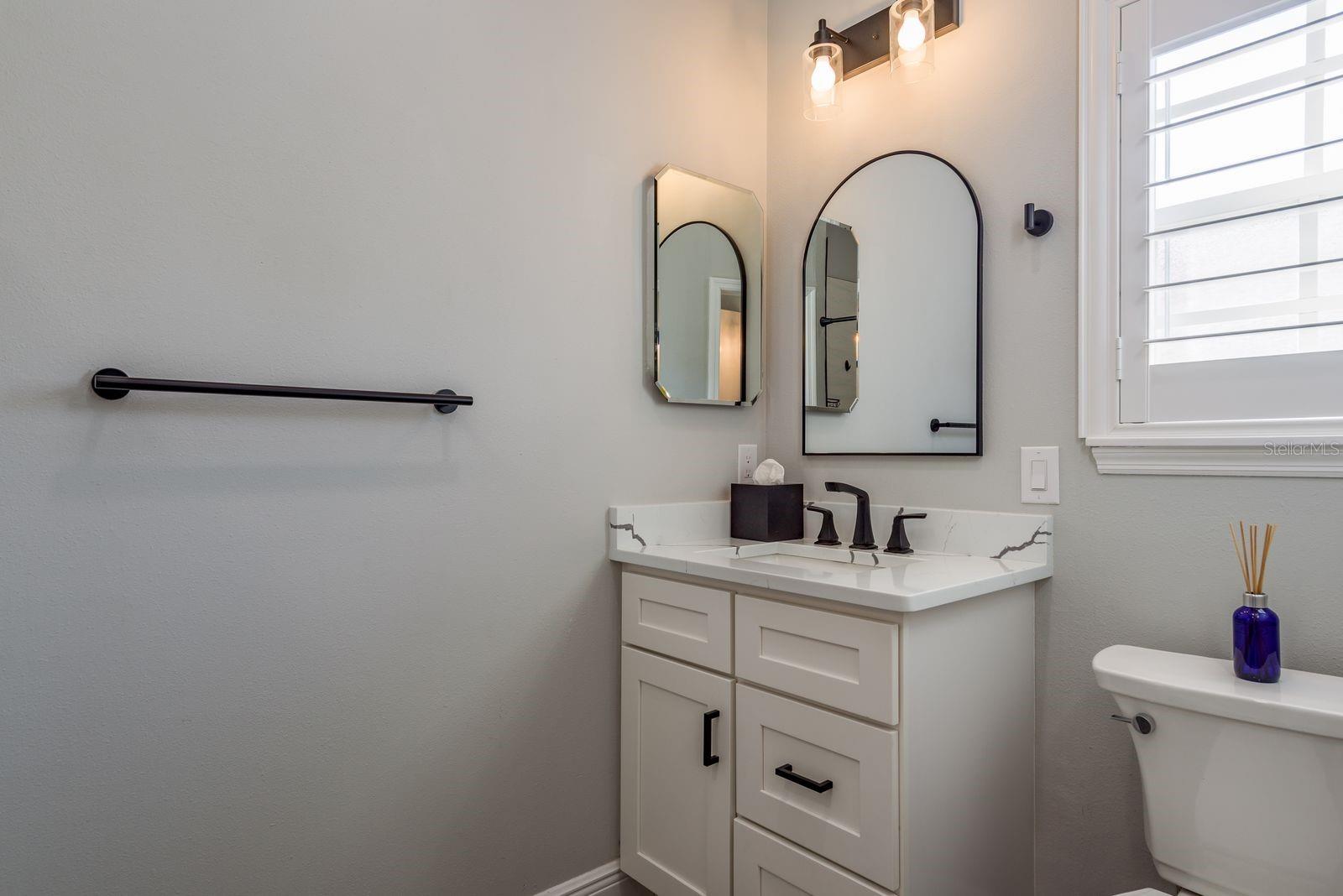 Listing photo id 21 for 1499 Lake Woodlands Parkway