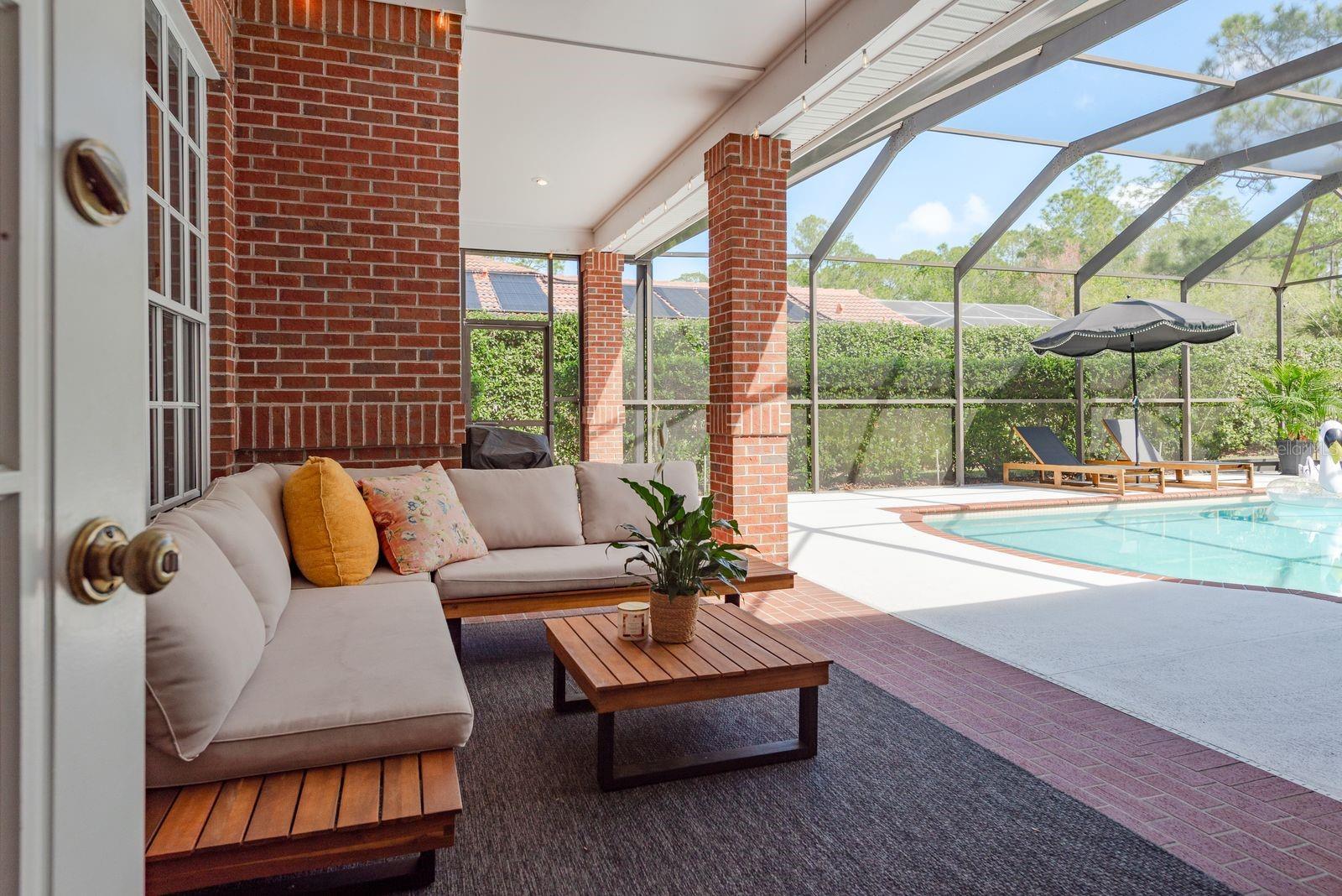 Listing photo id 31 for 1499 Lake Woodlands Parkway