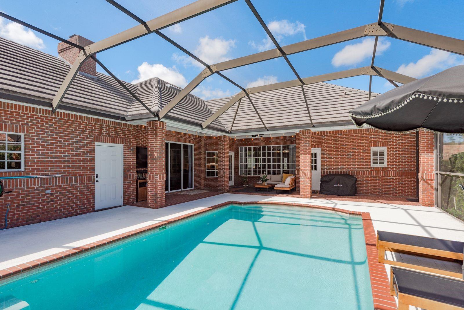 Listing photo id 37 for 1499 Lake Woodlands Parkway