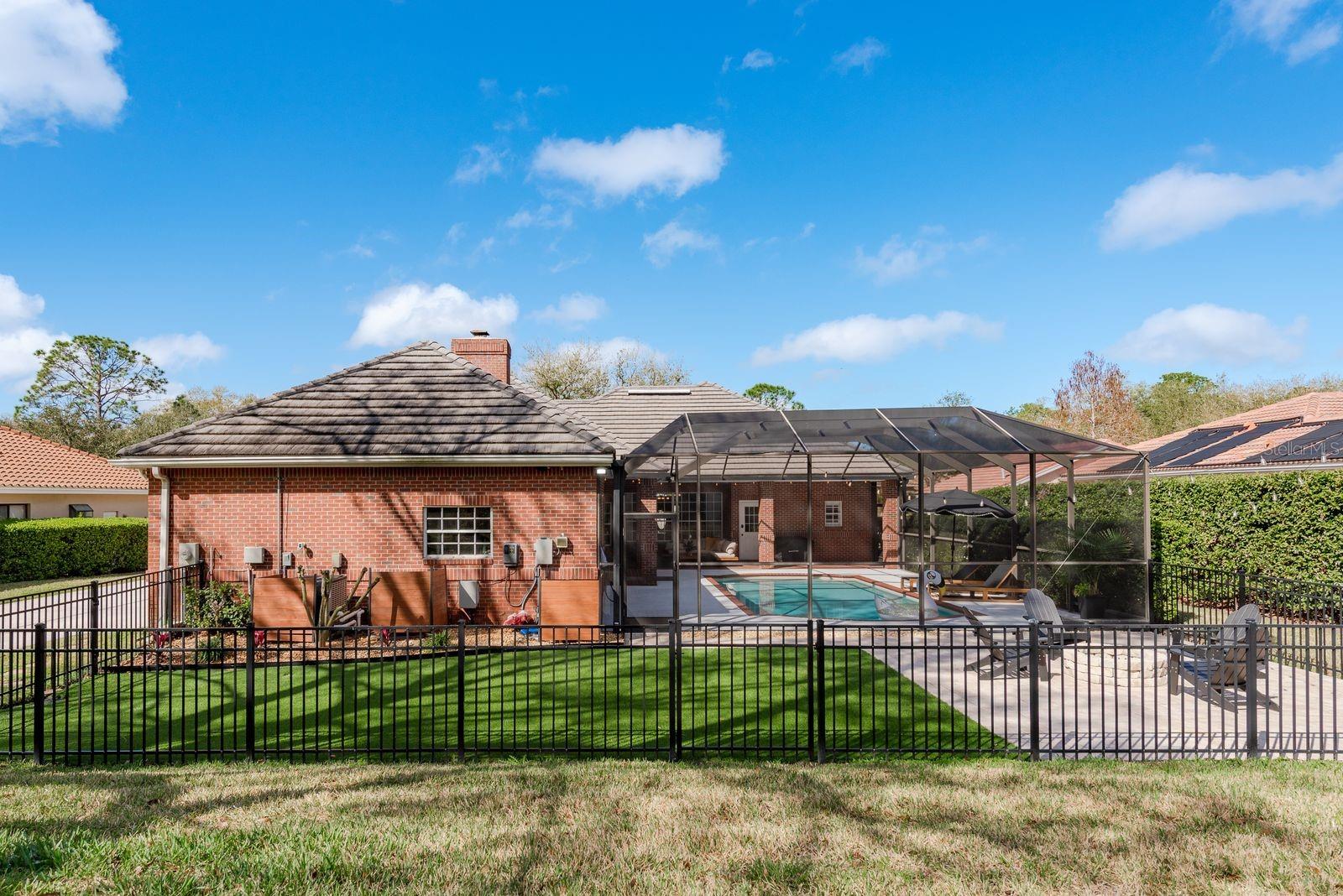 Listing photo id 42 for 1499 Lake Woodlands Parkway