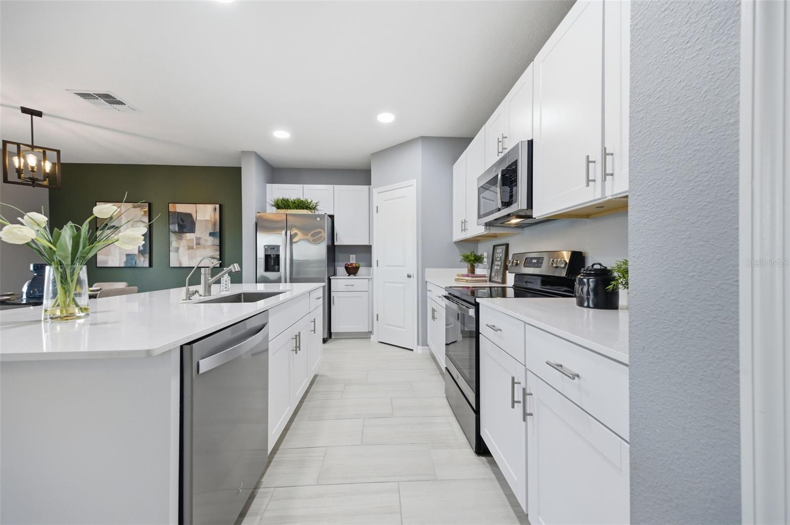 Image 12 of 74 For 2509 Victorious Falls Avenue