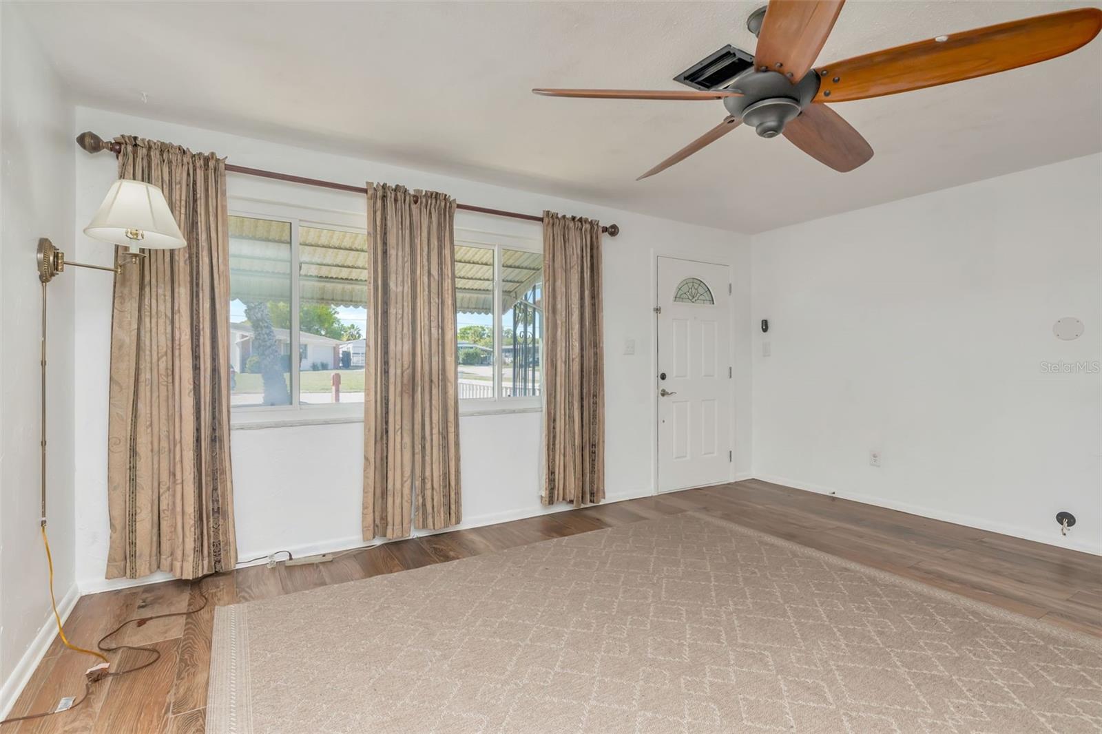 Image 10 of 36 For 101 Maywood Avenue