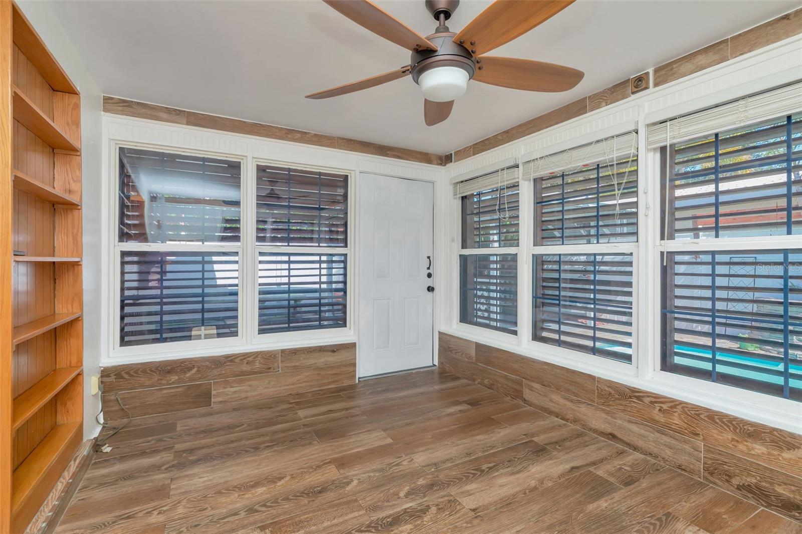 Image 21 of 36 For 101 Maywood Avenue