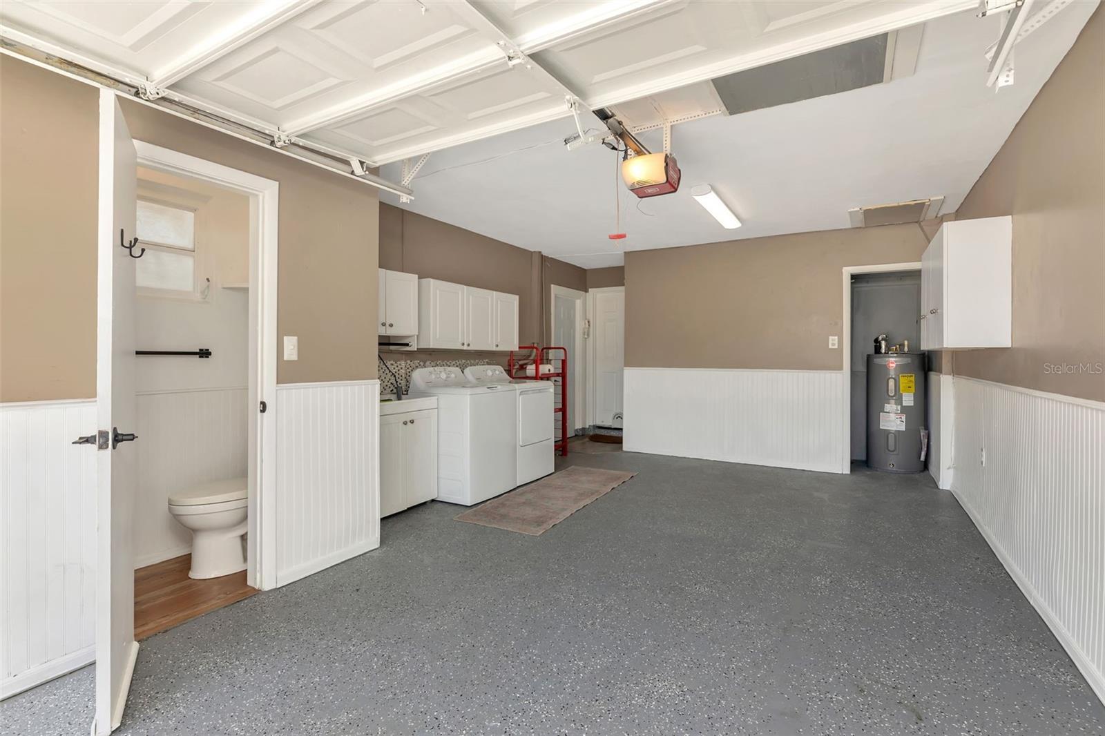 Image 23 of 36 For 101 Maywood Avenue