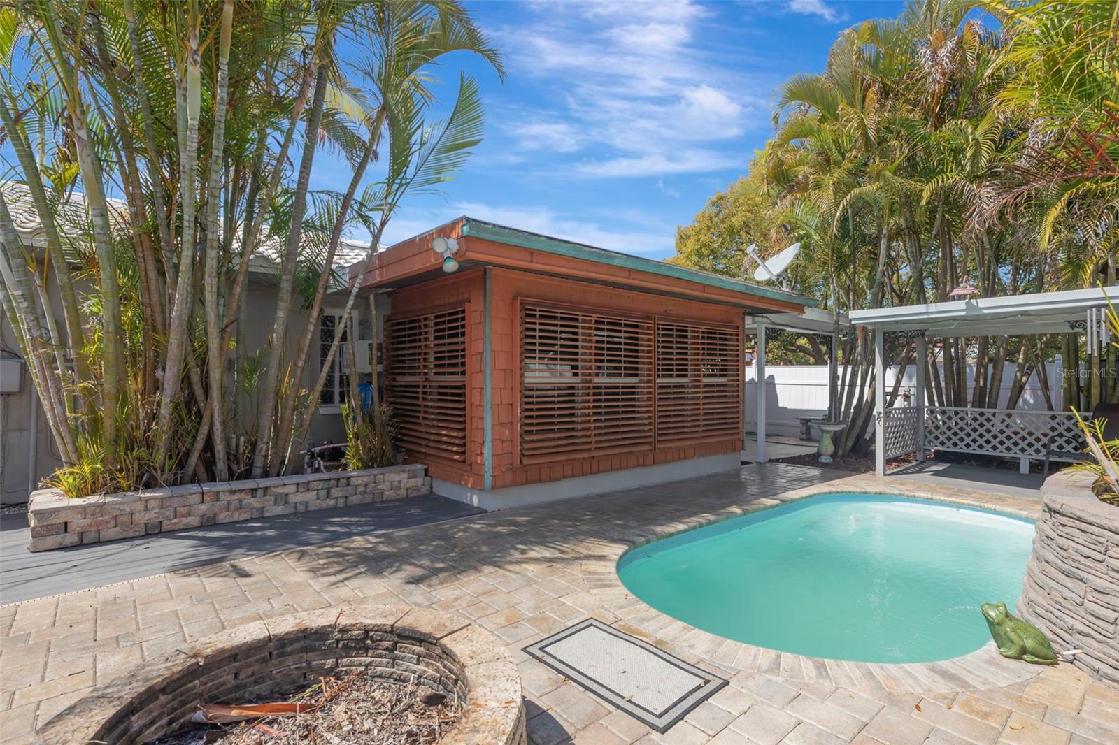 Image 27 of 36 For 101 Maywood Avenue