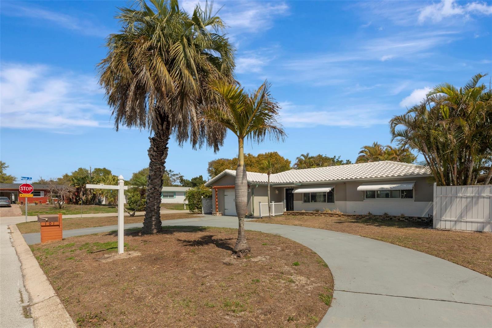 Image 3 of 36 For 101 Maywood Avenue