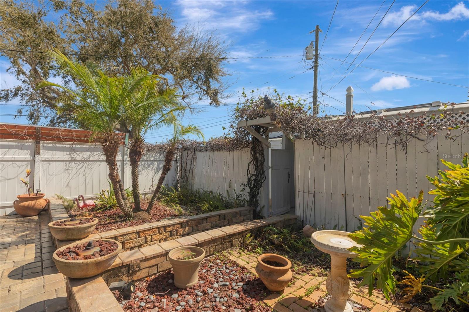 Image 33 of 36 For 101 Maywood Avenue