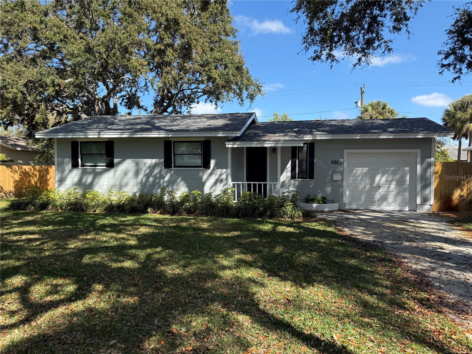 Details for 6923 Dartmouth Avenue N, ST PETERSBURG, FL 33710