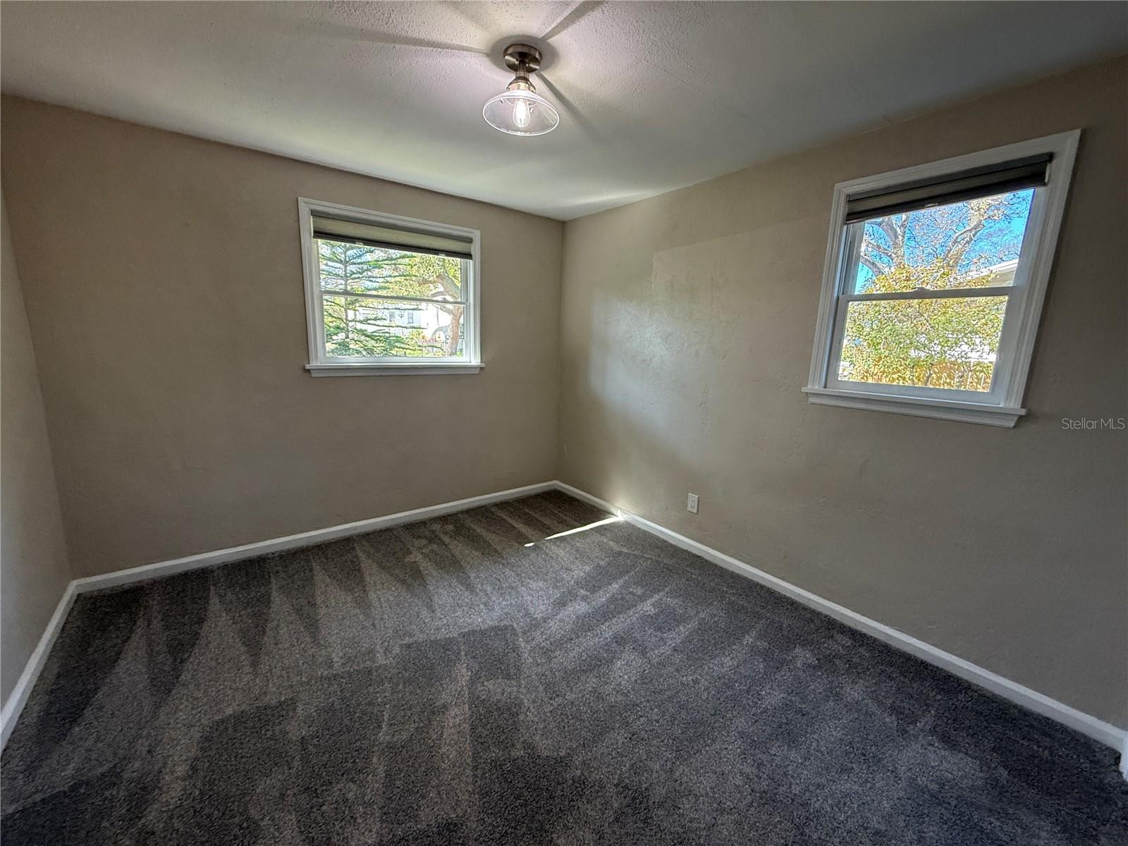 Image 16 of 28 For 6923 Dartmouth Avenue N