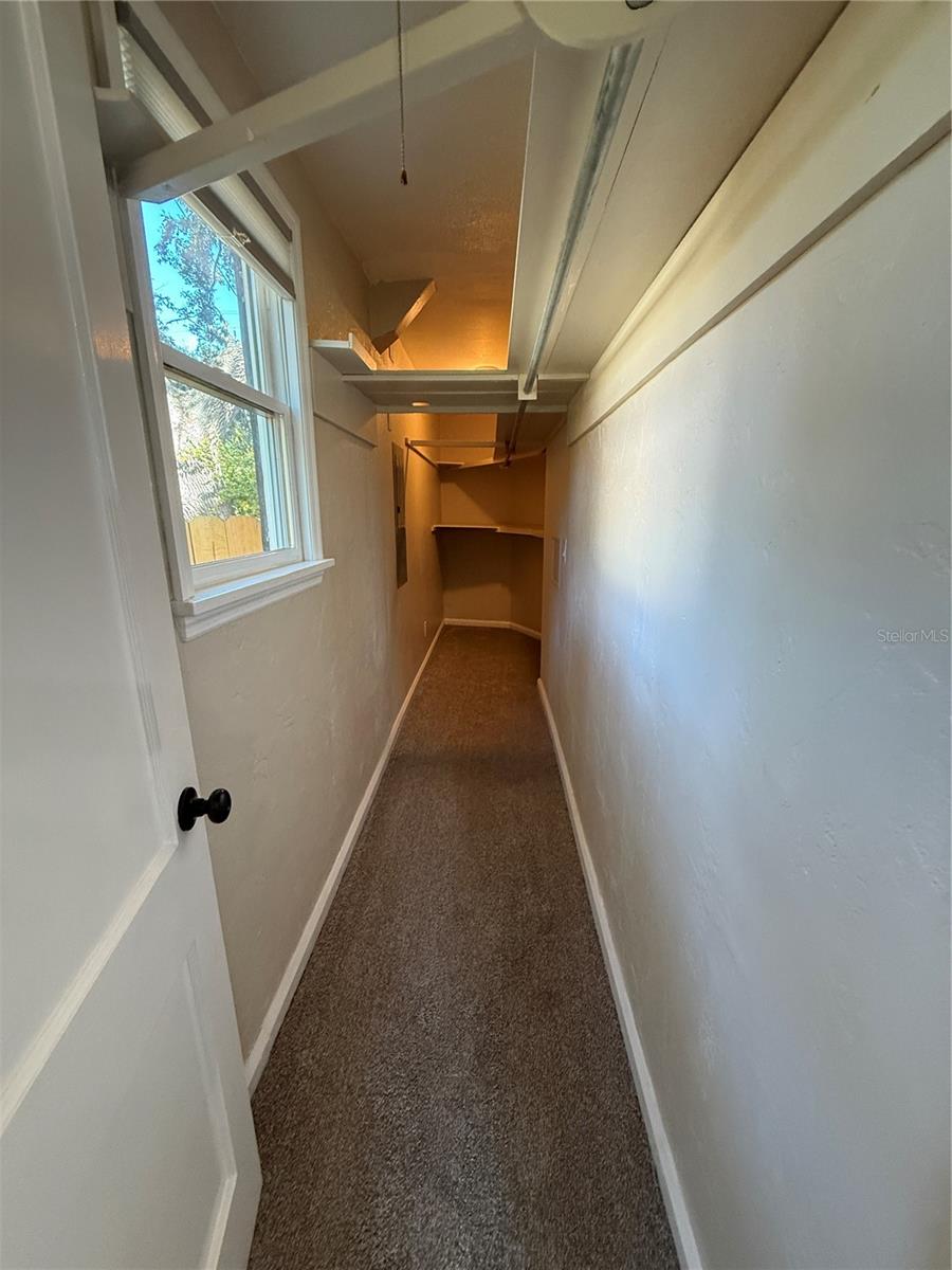 Image 17 of 28 For 6923 Dartmouth Avenue N