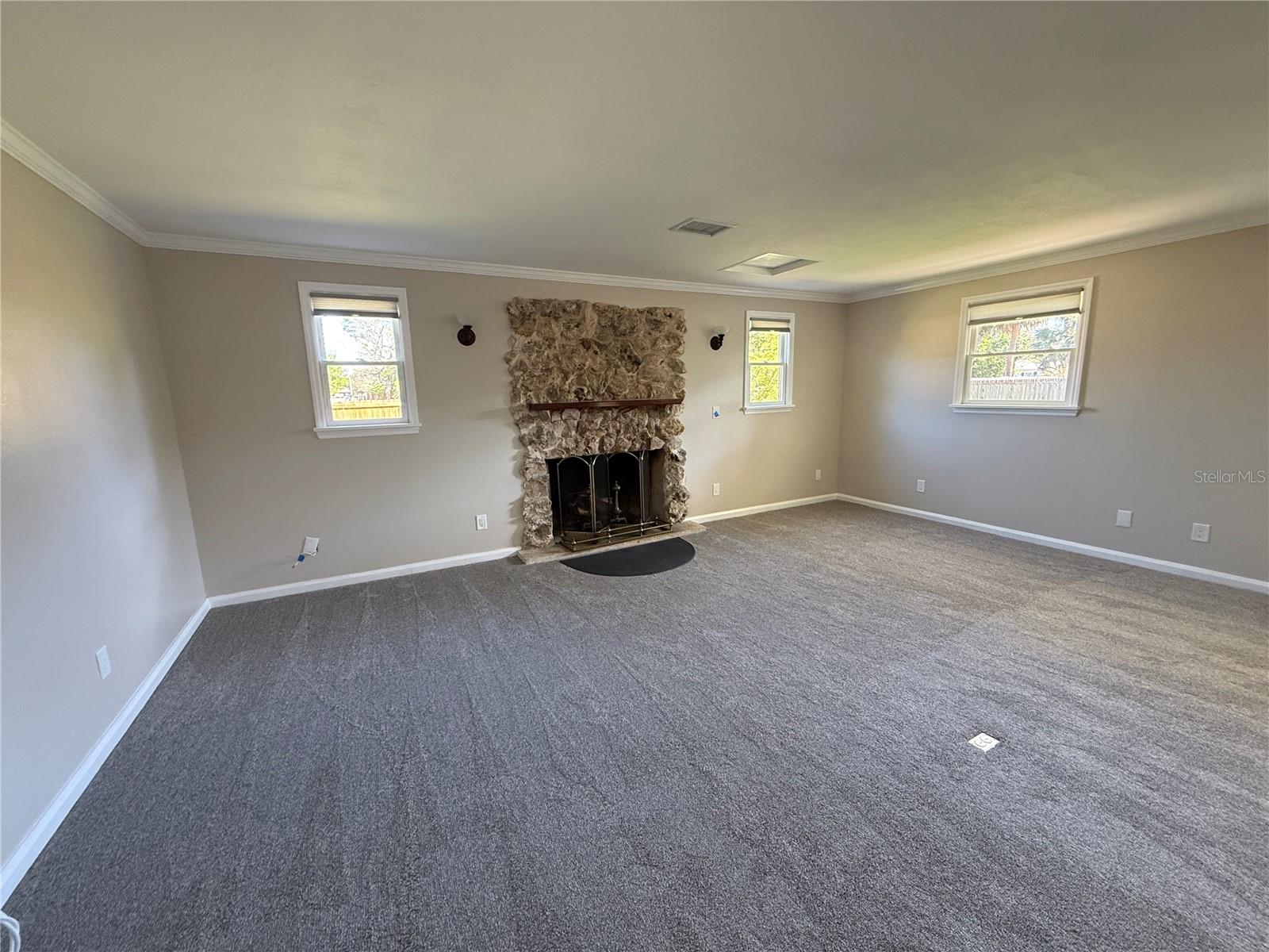 Image 6 of 28 For 6923 Dartmouth Avenue N