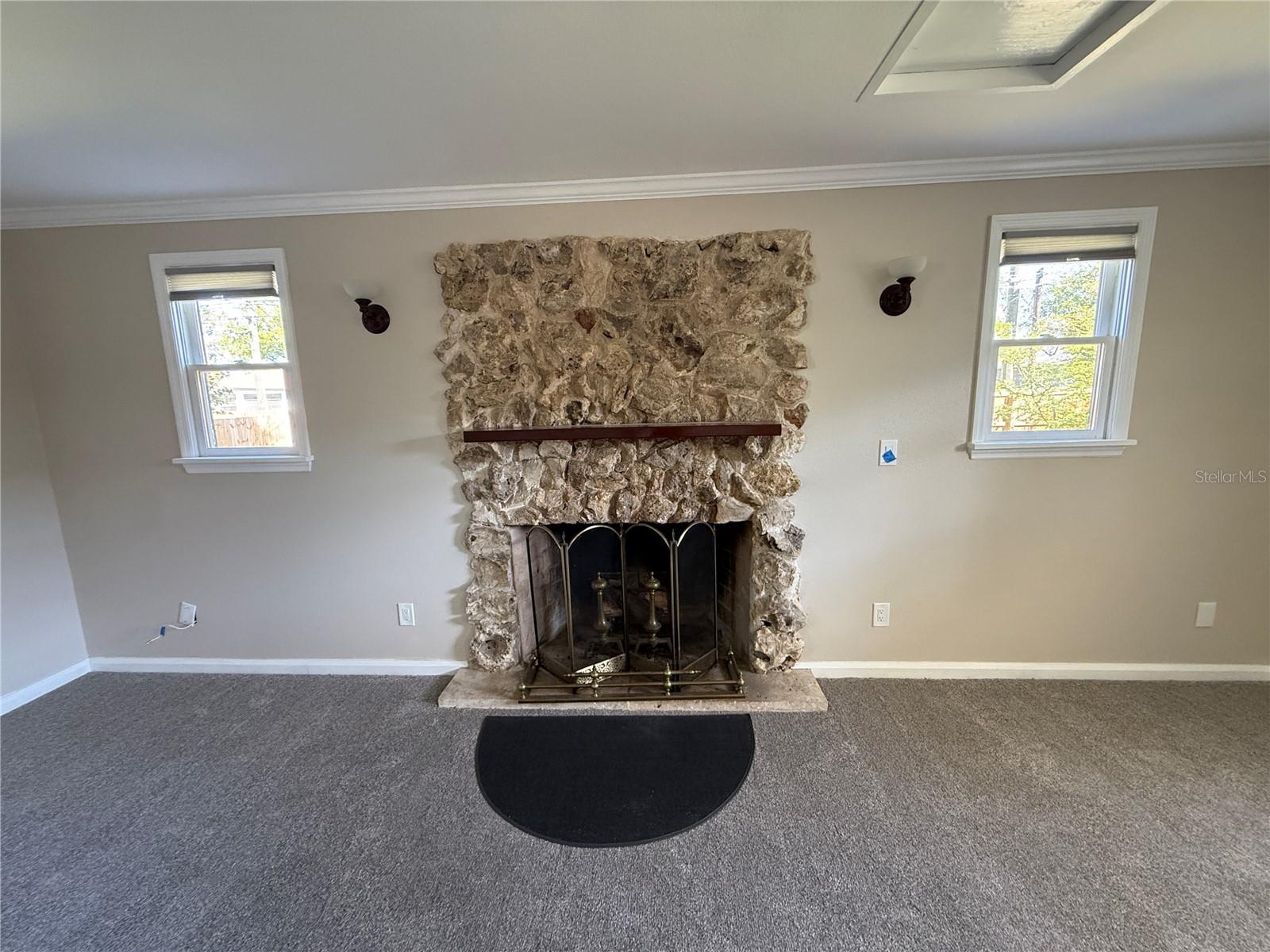 Image 7 of 28 For 6923 Dartmouth Avenue N