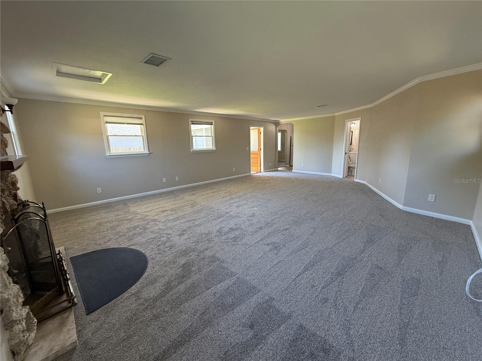 Image 8 of 28 For 6923 Dartmouth Avenue N