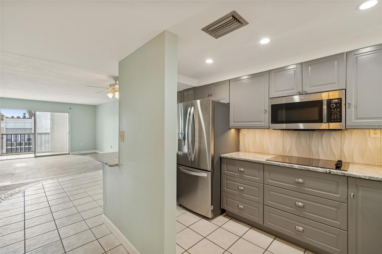 Image 12 of 45 For 1243 Martin Luther King Jr Avenue B501