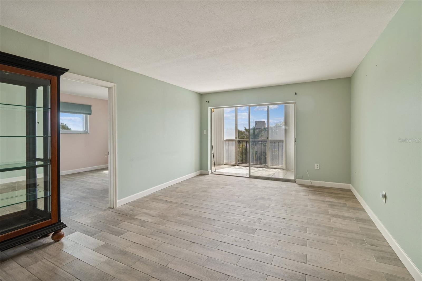 Image 17 of 45 For 1243 Martin Luther King Jr Avenue B501