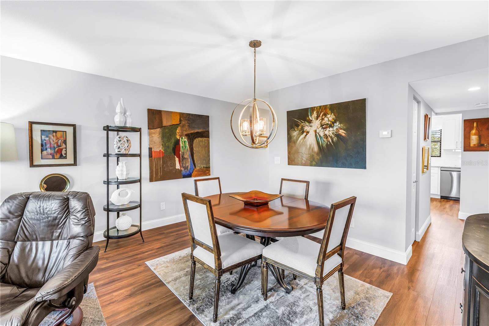 Image 11 of 28 For 5920 80th Street N 404