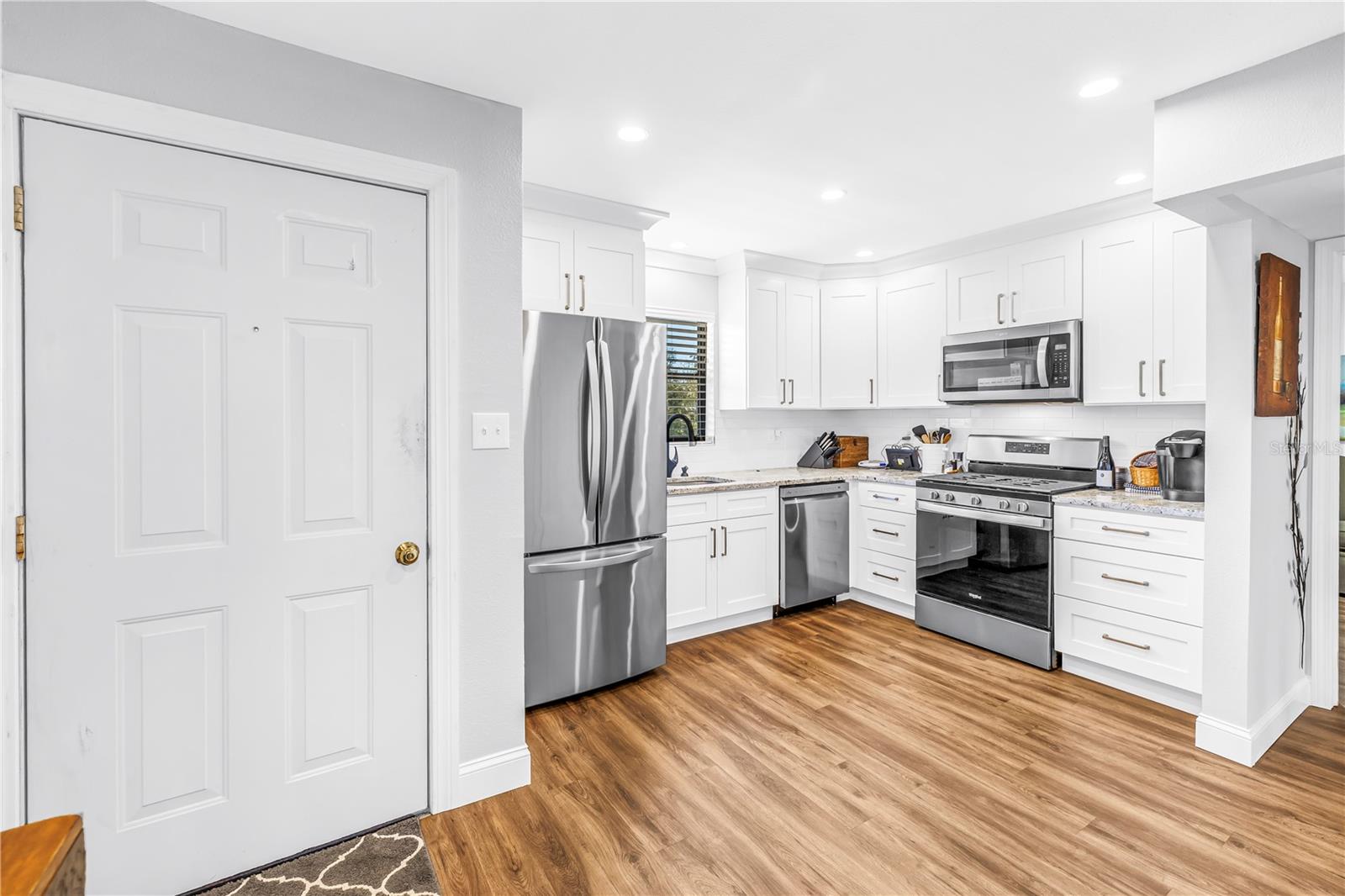 Image 3 of 28 For 5920 80th Street N 404