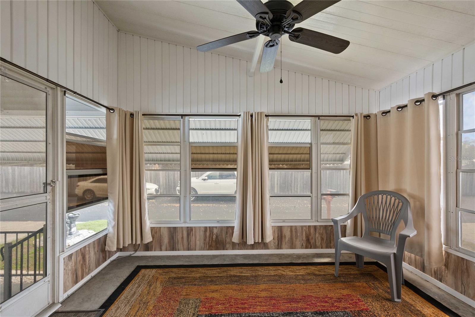 Image 25 of 55 For 7039 Siesta Street