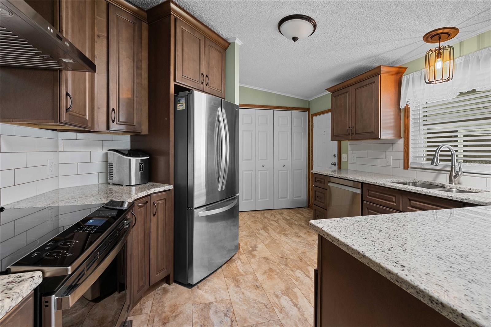 Image 3 of 55 For 7039 Siesta Street