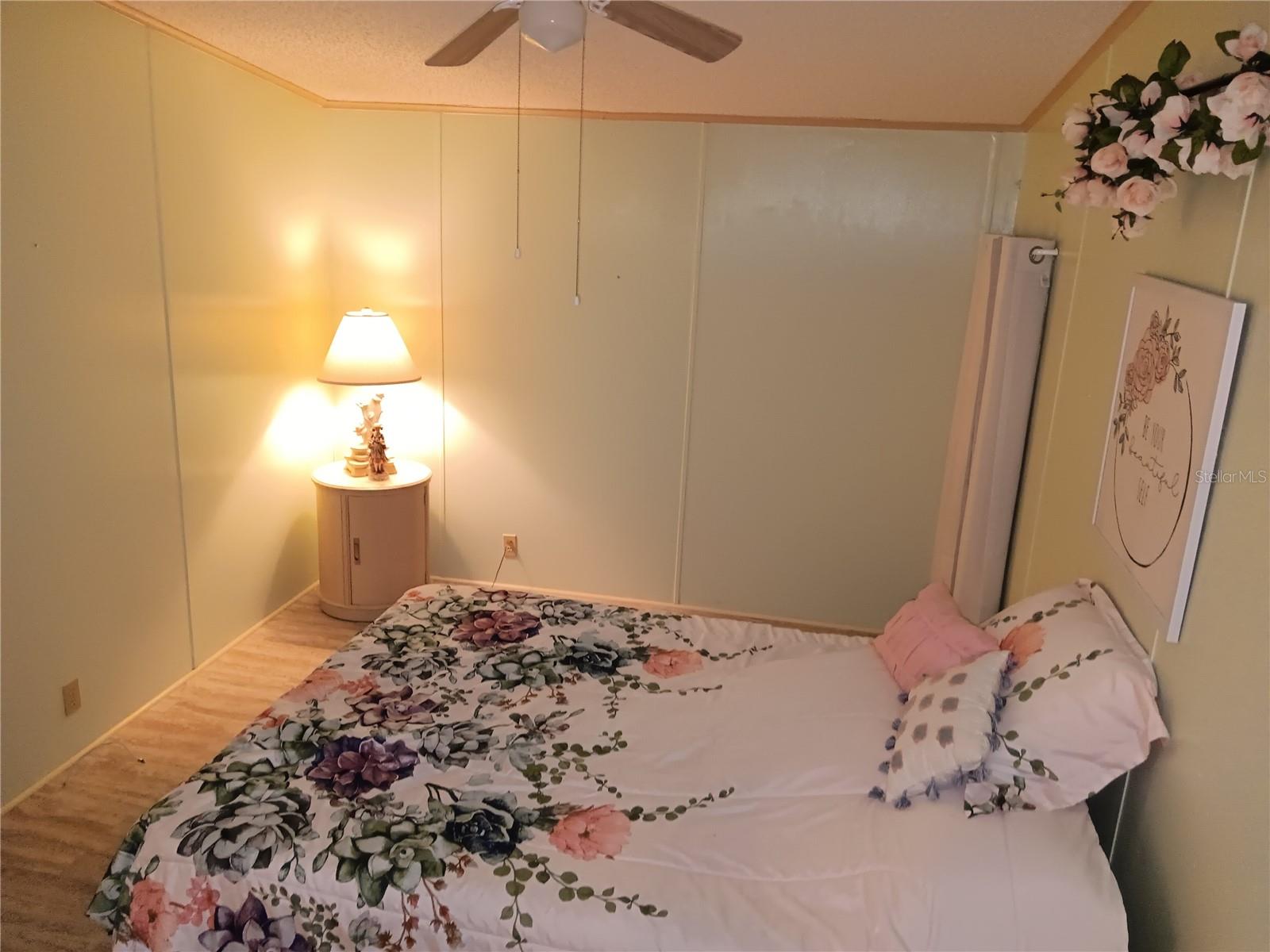 Image 17 of 44 For 37536 Amigo Drive