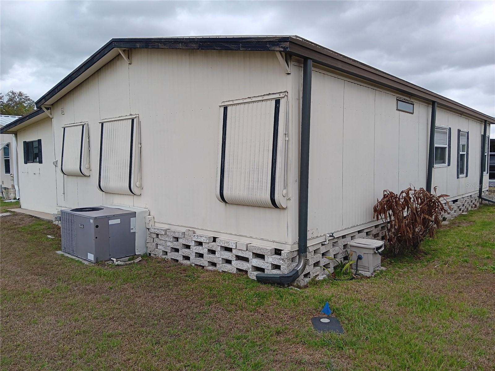 Image 3 of 44 For 37536 Amigo Drive