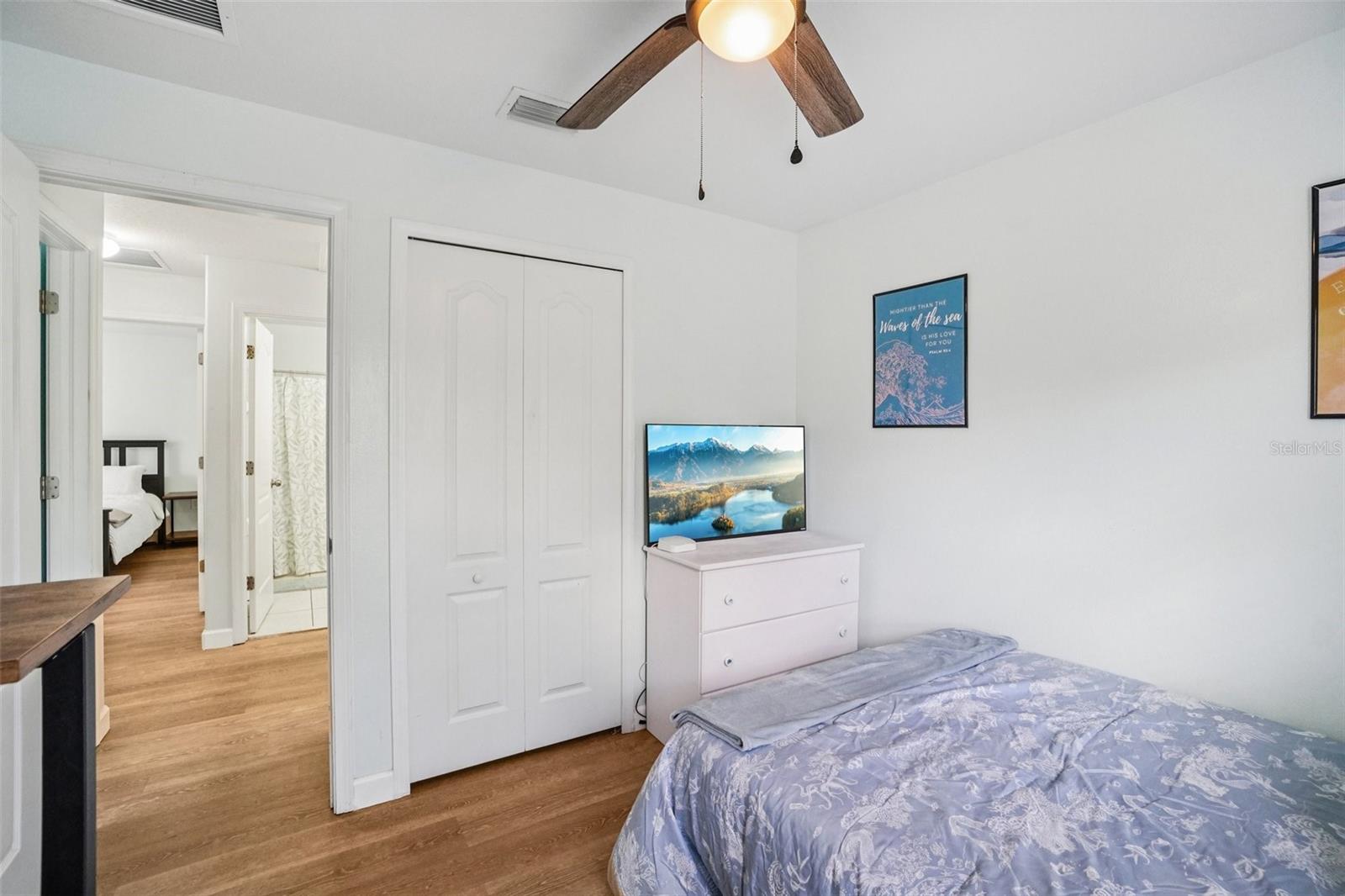 Image 16 of 32 For 12937 Trade Port Place