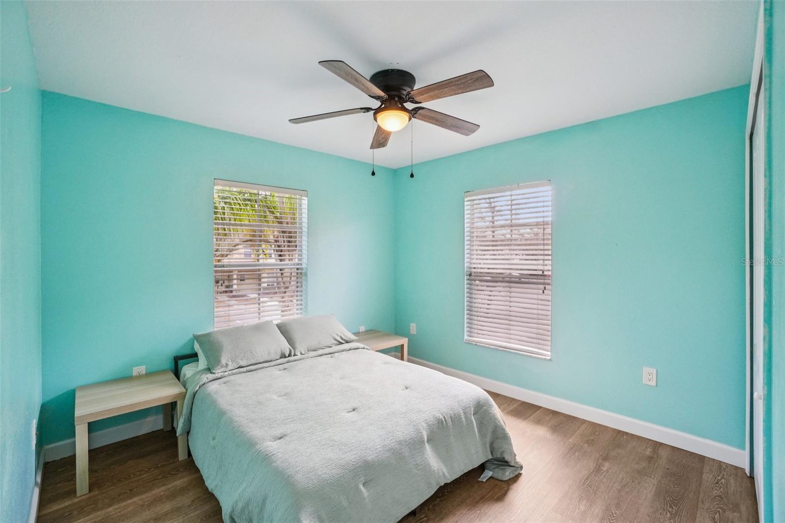 Image 17 of 32 For 12937 Trade Port Place