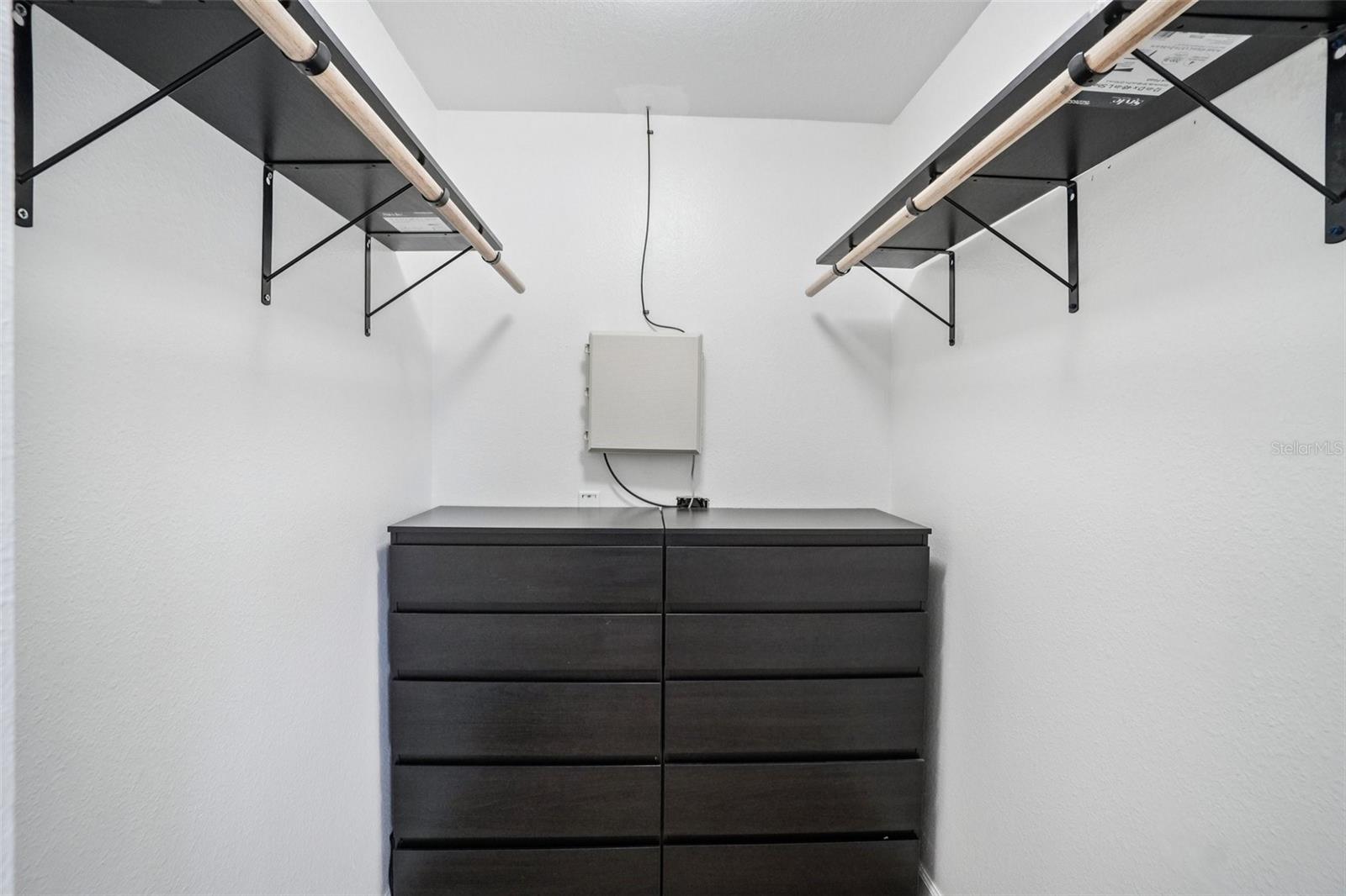 Image 21 of 32 For 12937 Trade Port Place