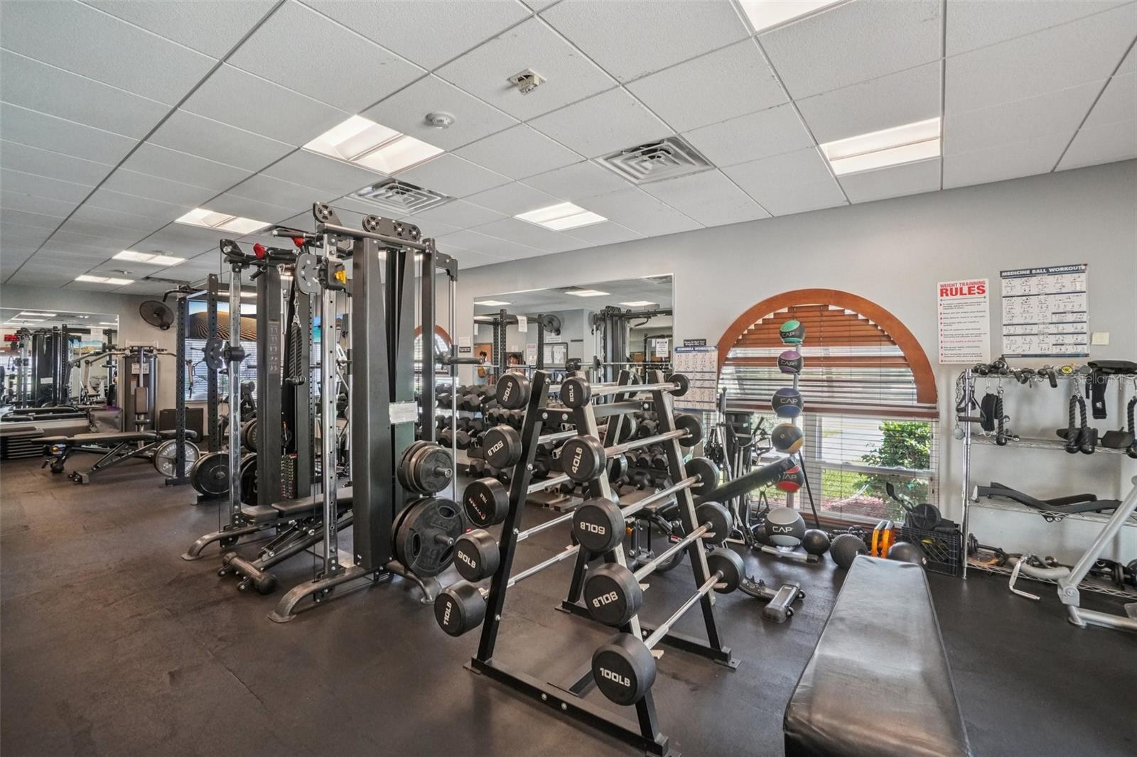 Image 25 of 32 For 12937 Trade Port Place