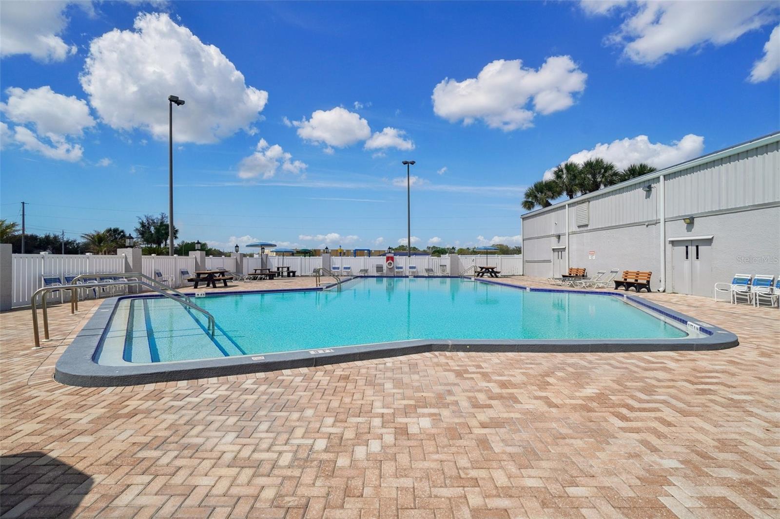 Image 28 of 32 For 12937 Trade Port Place