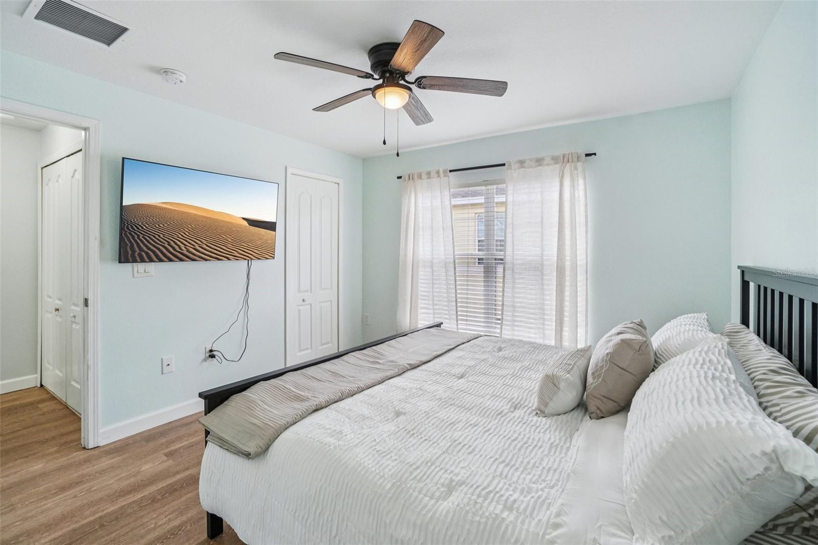 Image 5 of 32 For 12937 Trade Port Place