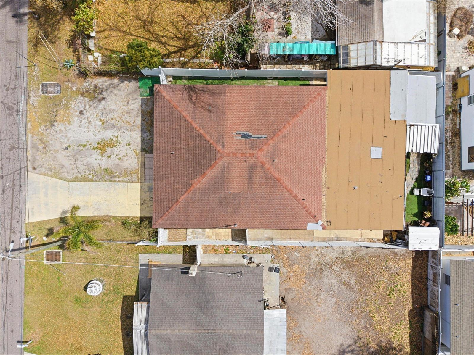 Image 13 of 60 For 2706 Powhatan Avenue