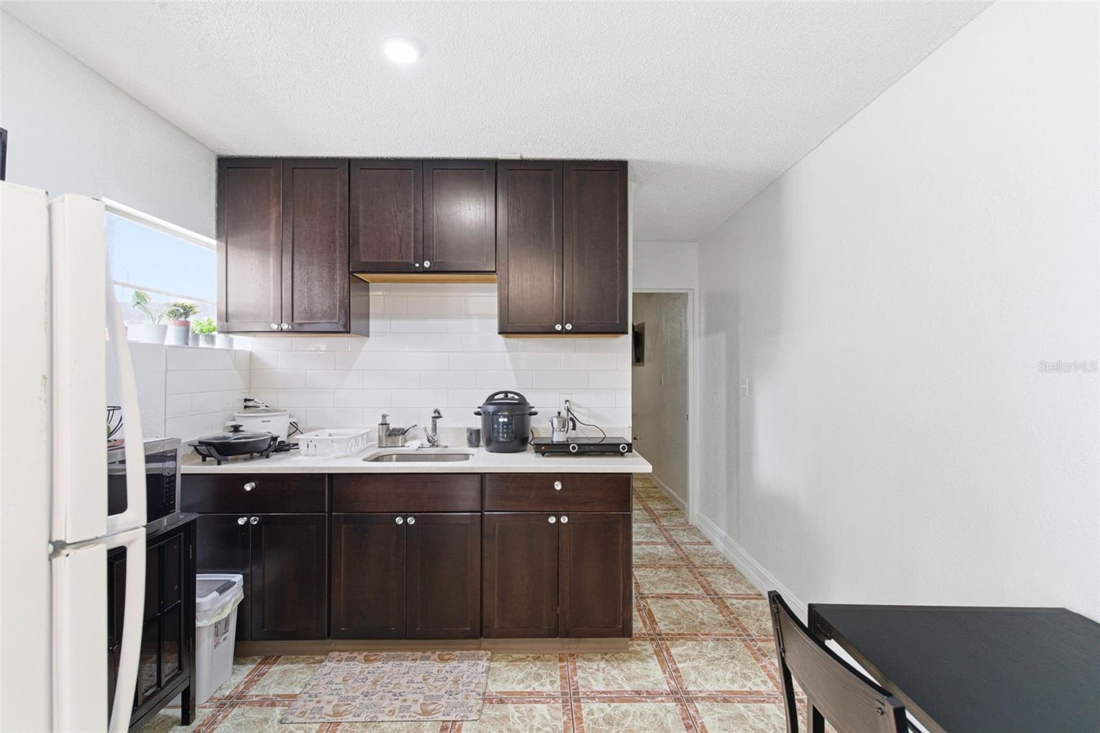 Image 20 of 60 For 2706 Powhatan Avenue