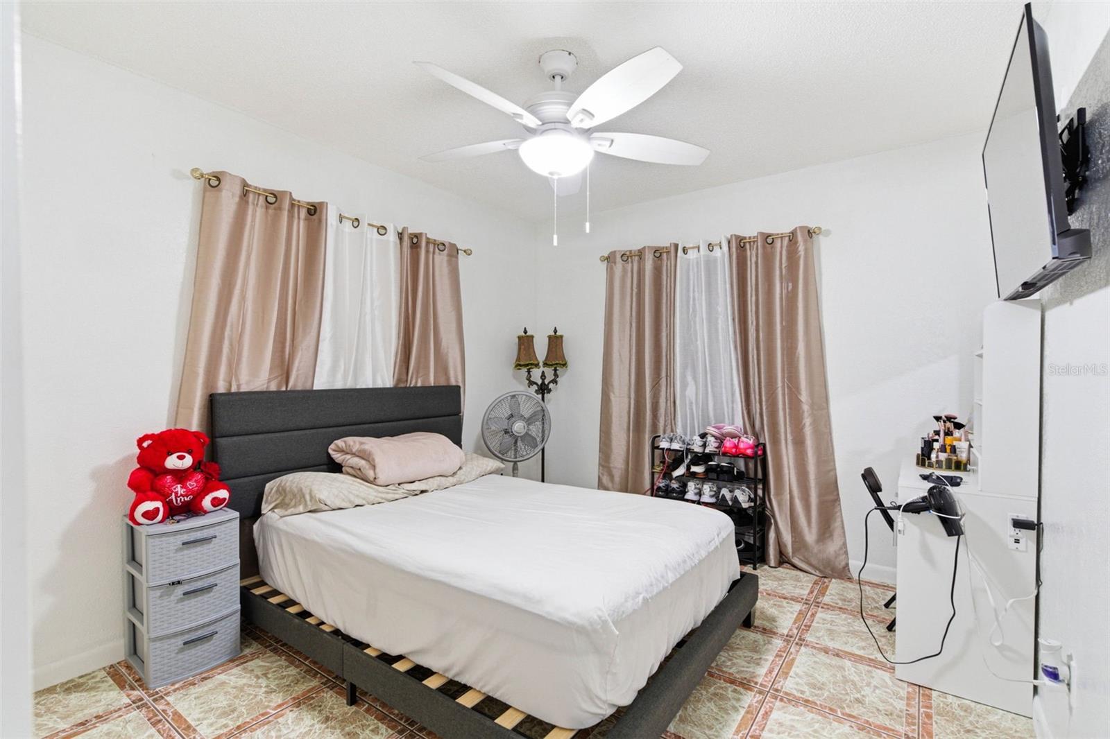 Image 31 of 60 For 2706 Powhatan Avenue