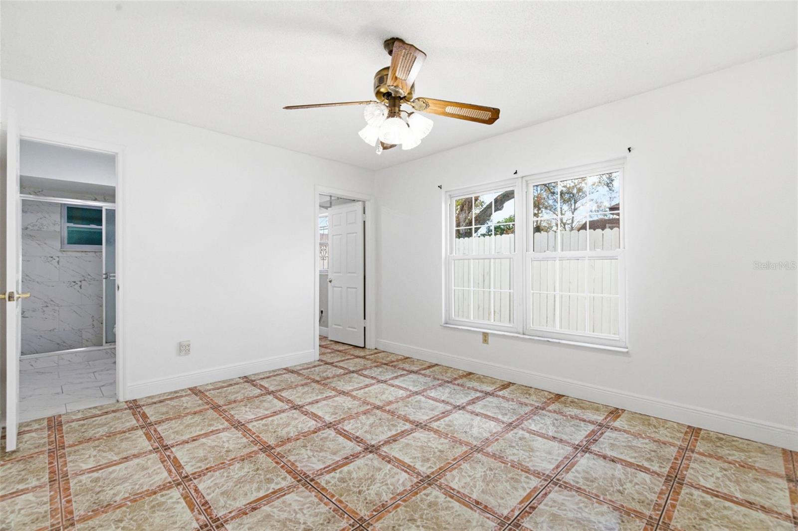 Image 33 of 60 For 2706 Powhatan Avenue