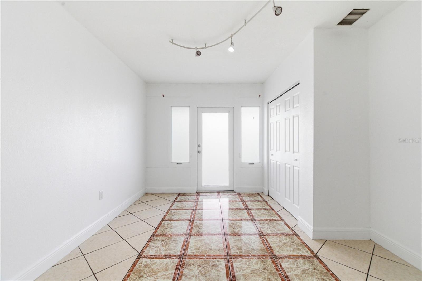 Image 42 of 60 For 2706 Powhatan Avenue