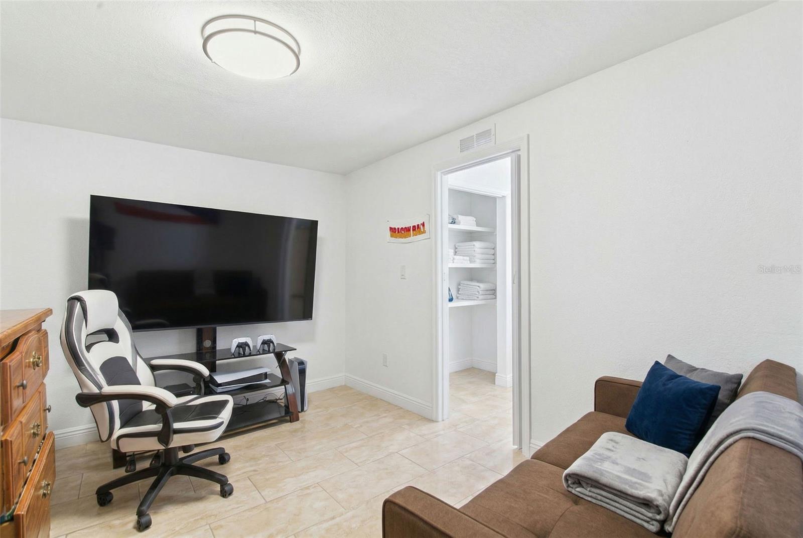 Image 46 of 60 For 2706 Powhatan Avenue