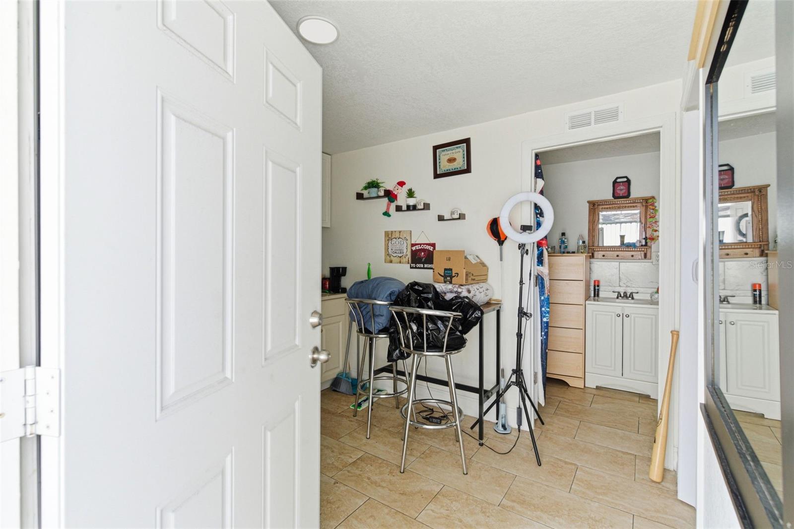 Image 50 of 60 For 2706 Powhatan Avenue