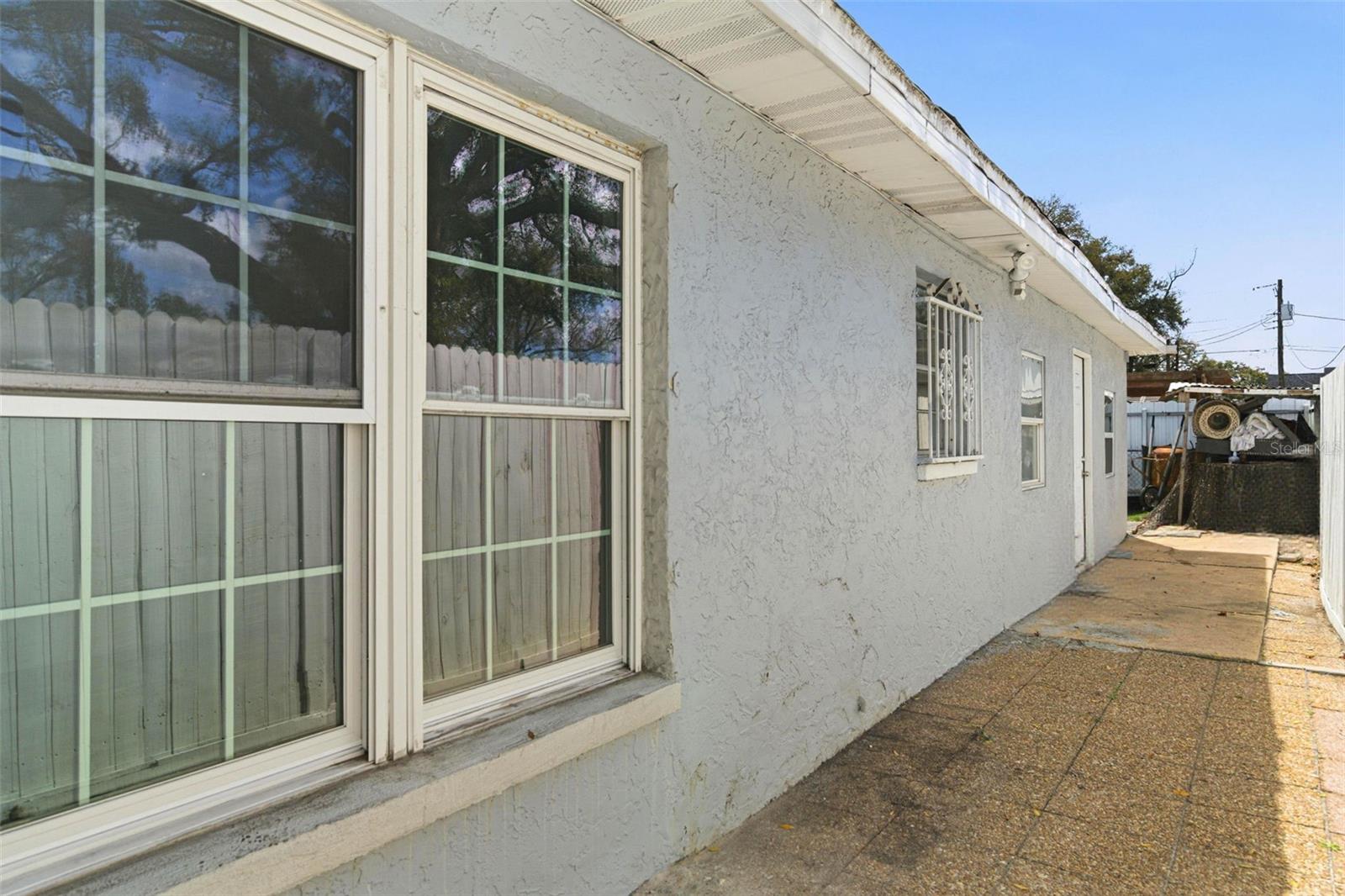 Image 52 of 60 For 2706 Powhatan Avenue