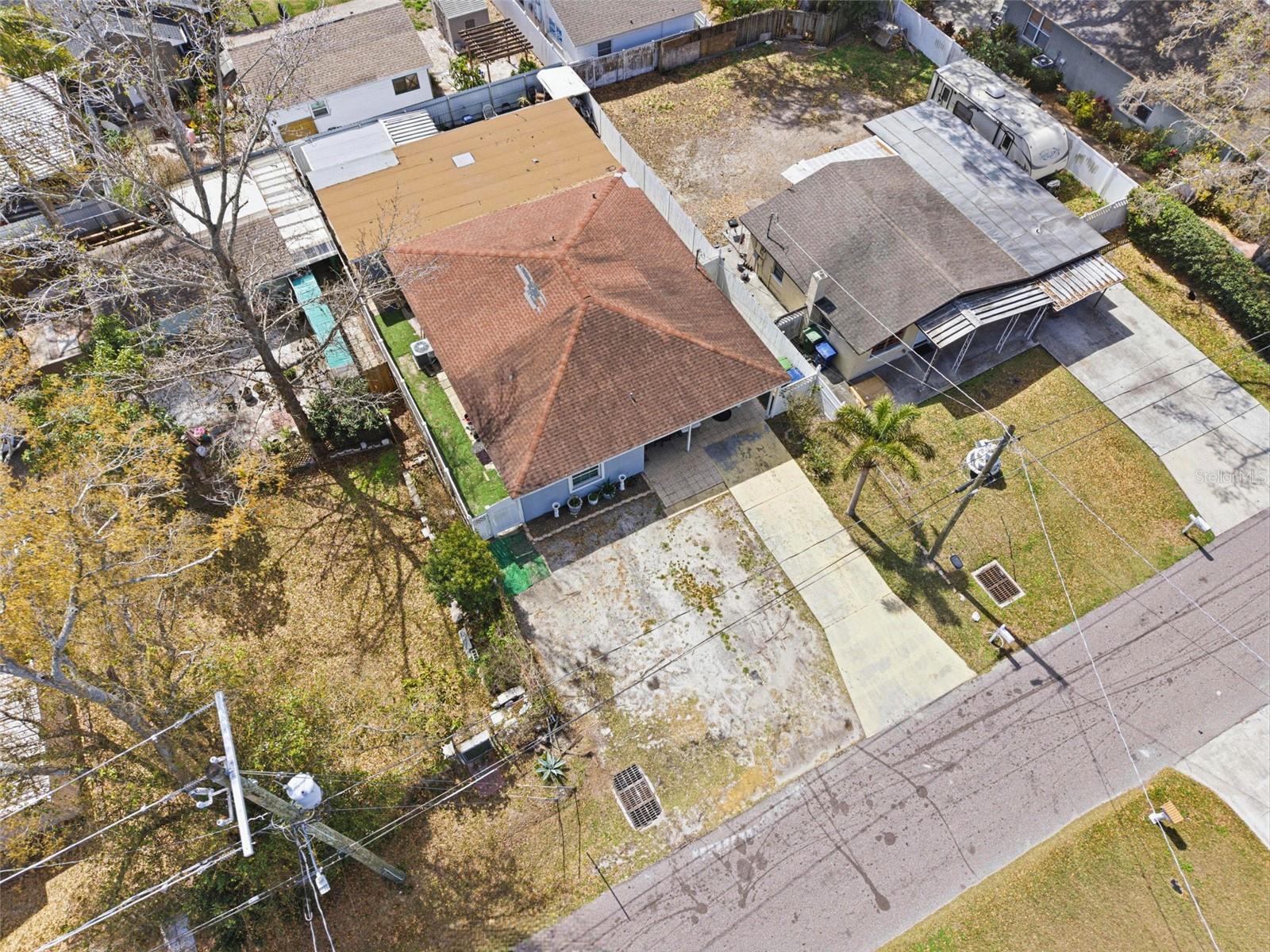 Image 7 of 60 For 2706 Powhatan Avenue