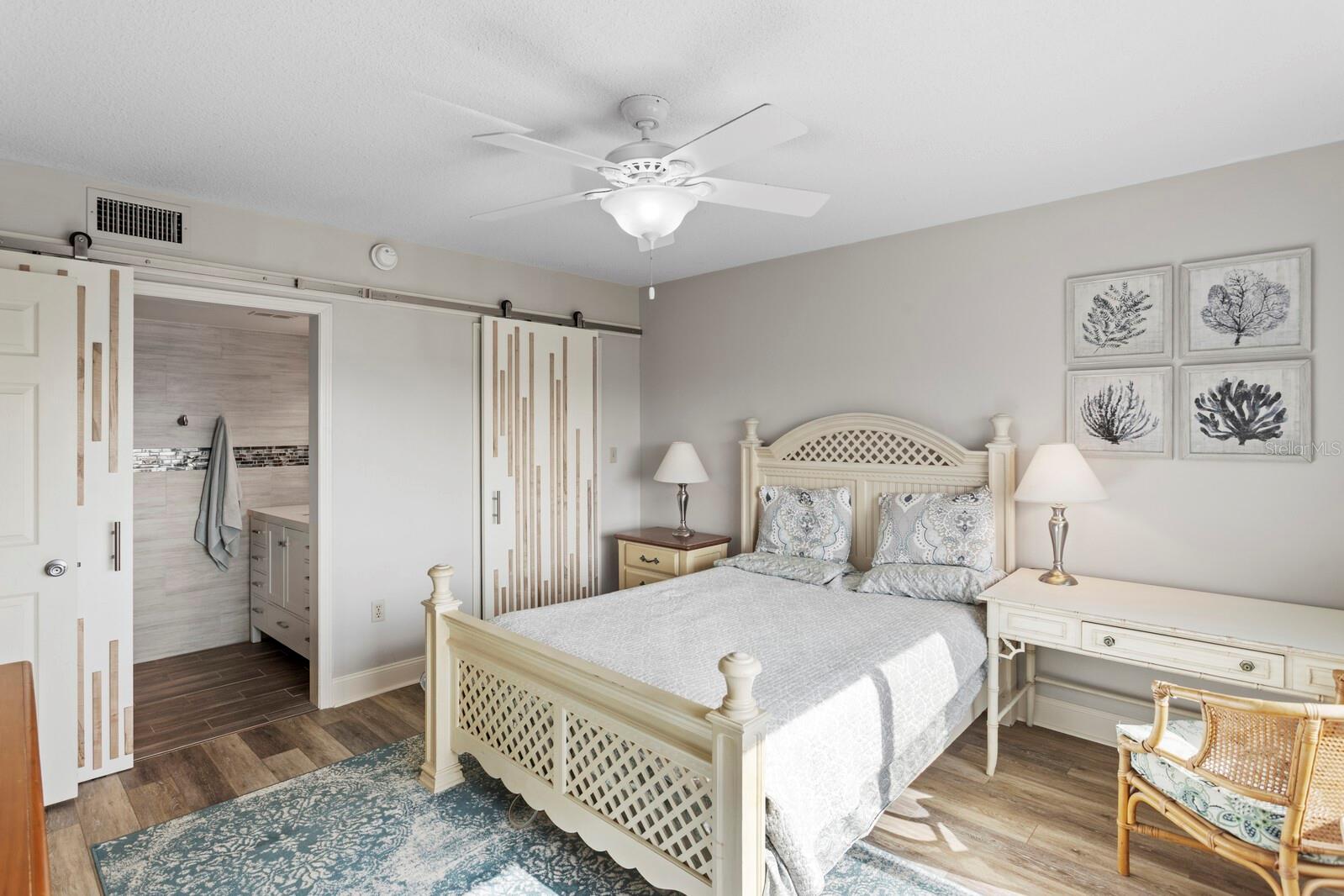 Image 10 of 23 For 1200 Shore Drive Ne 407