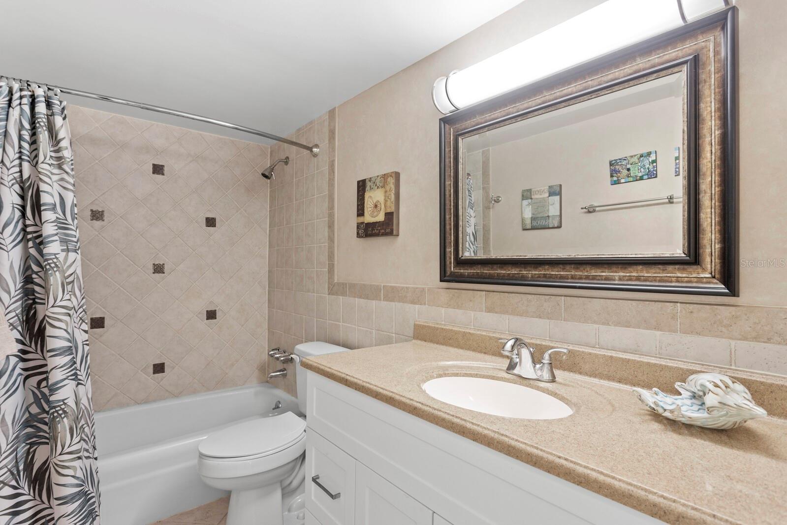 Image 17 of 23 For 1200 Shore Drive Ne 407