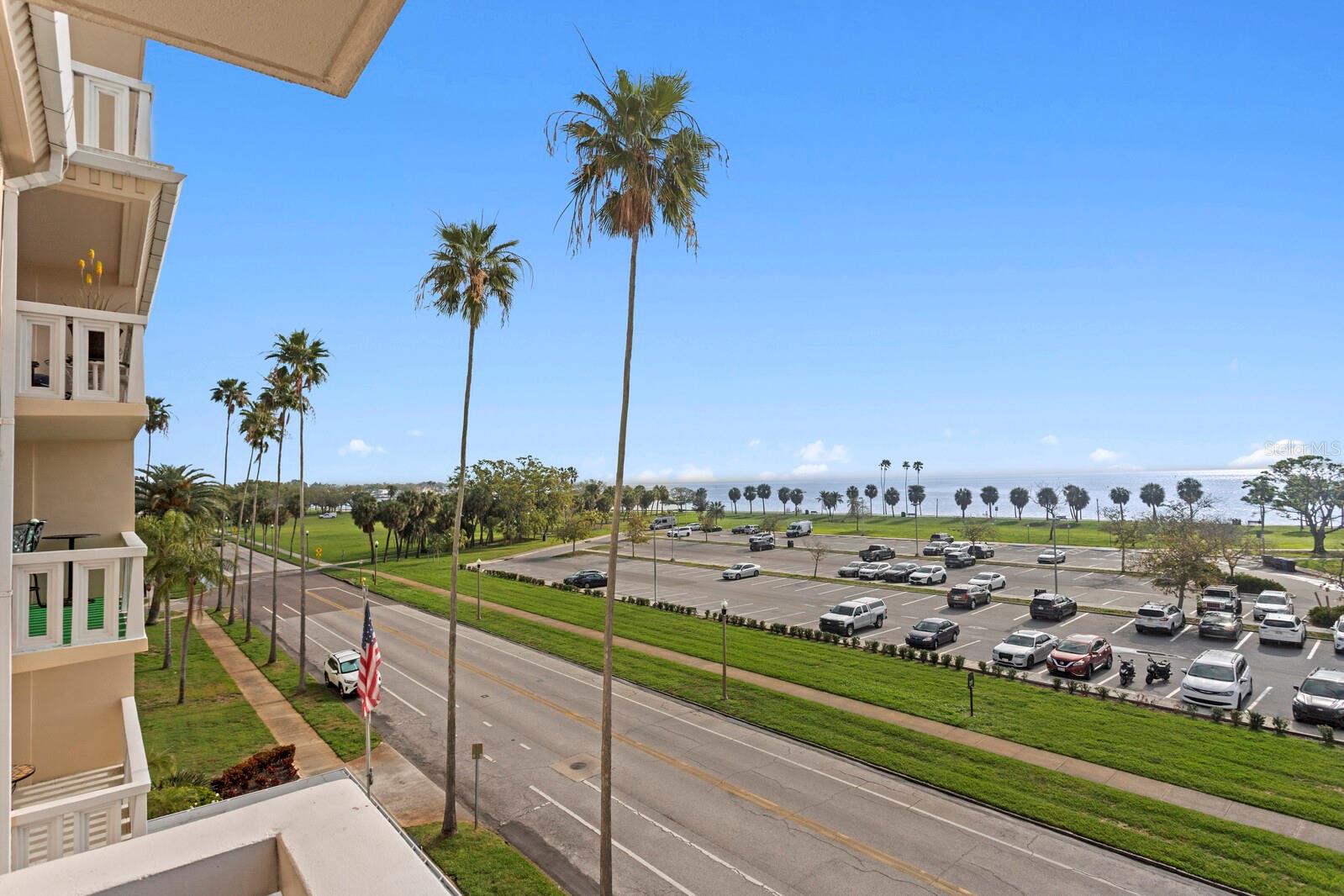 Image 20 of 23 For 1200 Shore Drive Ne 407