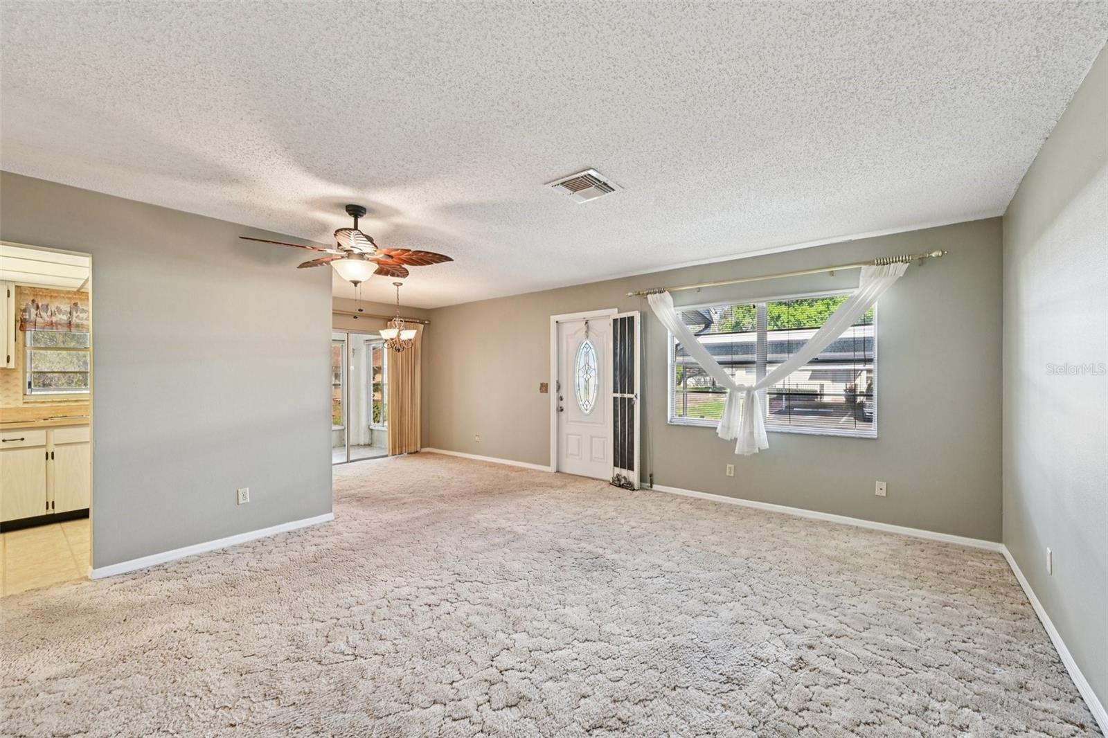 Image 6 of 60 For 2216 Grenadier Drive