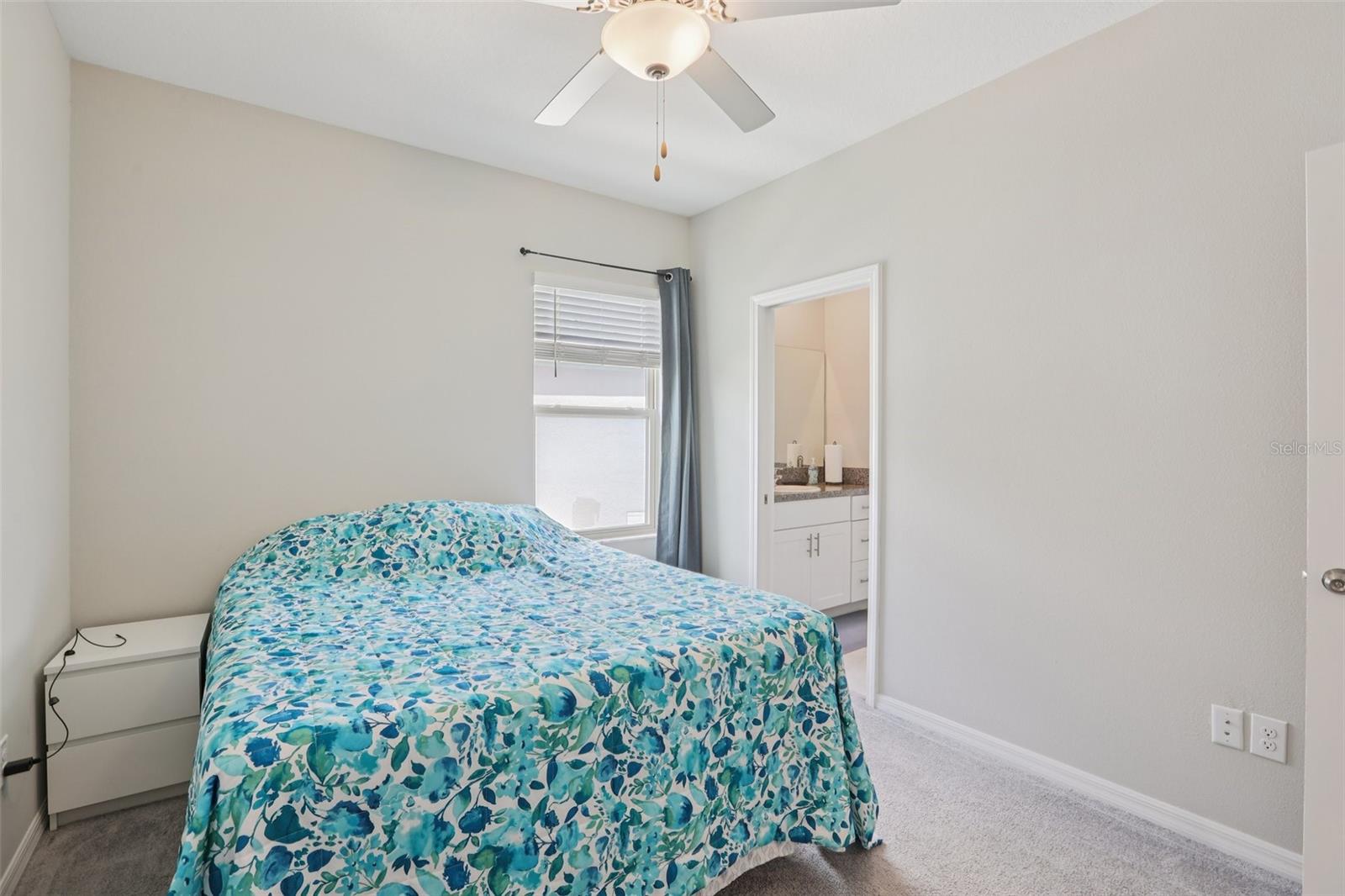 Image 17 of 33 For 32010 Blue Passing Loop