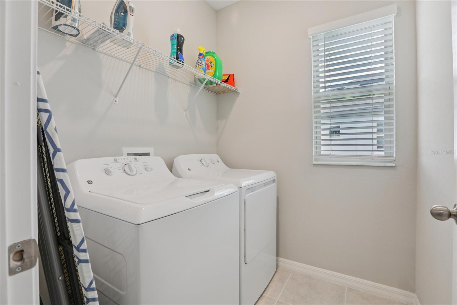 Image 20 of 33 For 32010 Blue Passing Loop