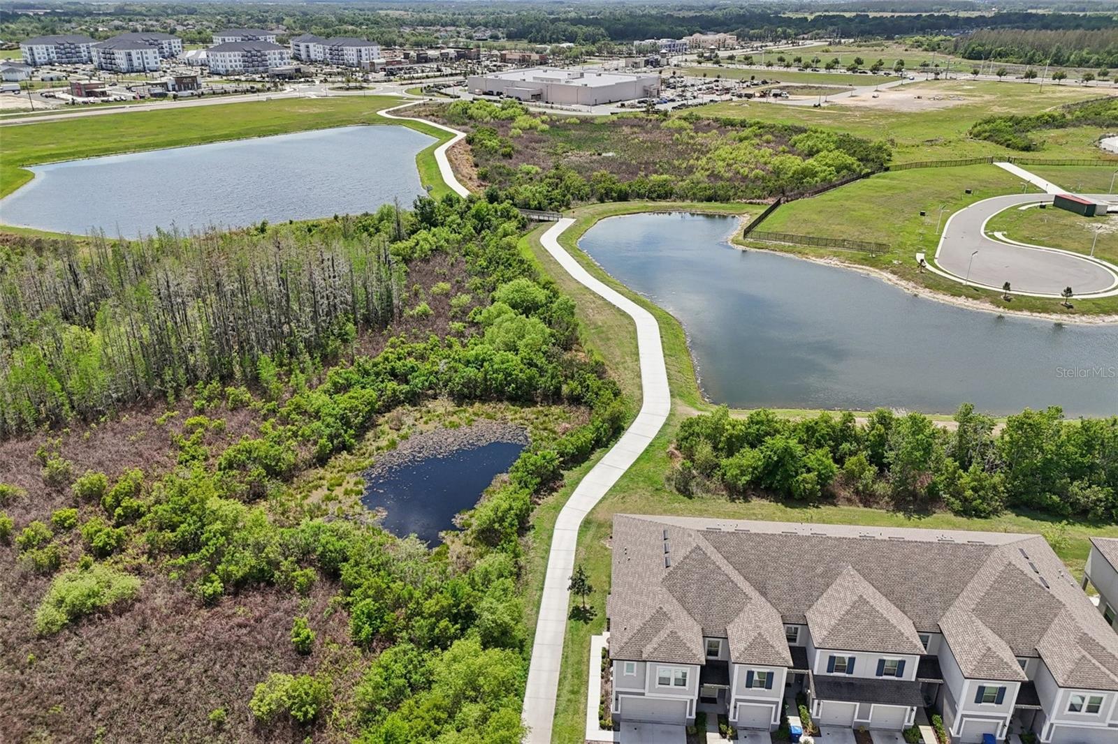 Image 25 of 33 For 32010 Blue Passing Loop