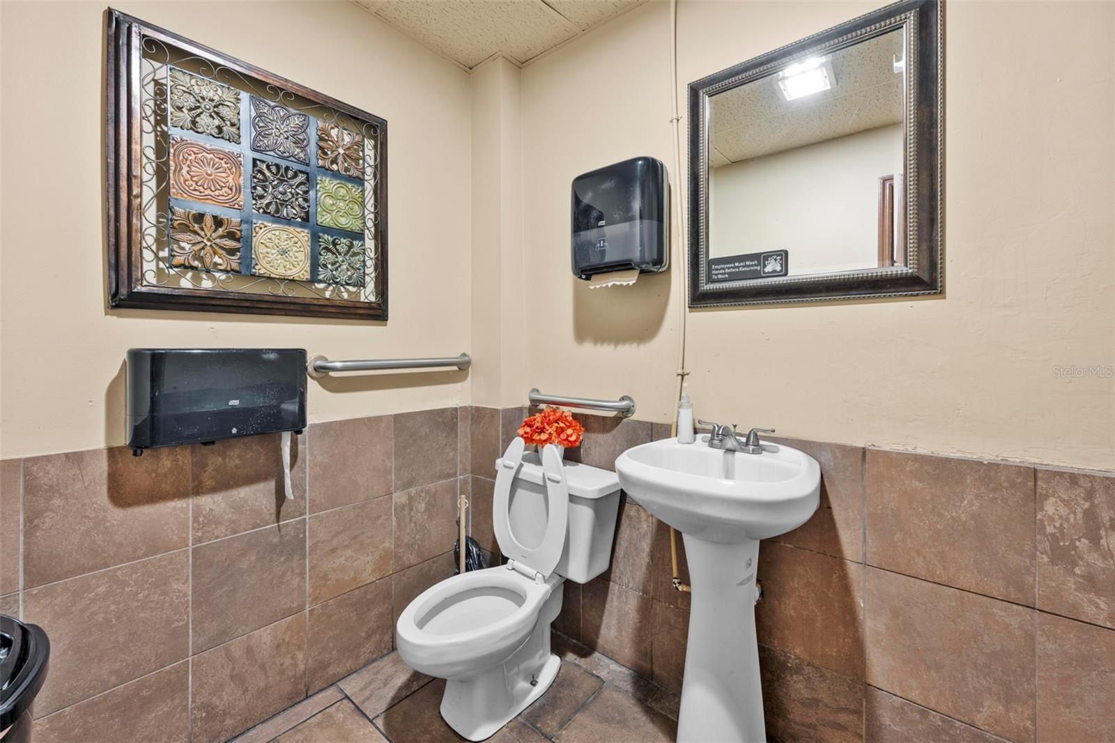 Image 54 of 70 For 7390 Shoal Line Boulevard