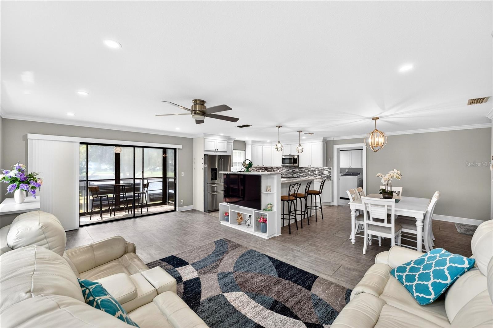 Image 14 of 65 For 6190 80th Street N 211